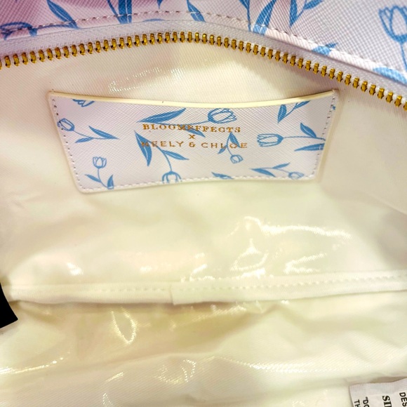 NEELY & CHLOE LIMITED EDITION MAKEUP AND/OR TOILETRIES BAG BY BLOOMEFFECTS •NWT• - Picture 2 of 3